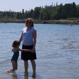 Meet your Posher, Caroline